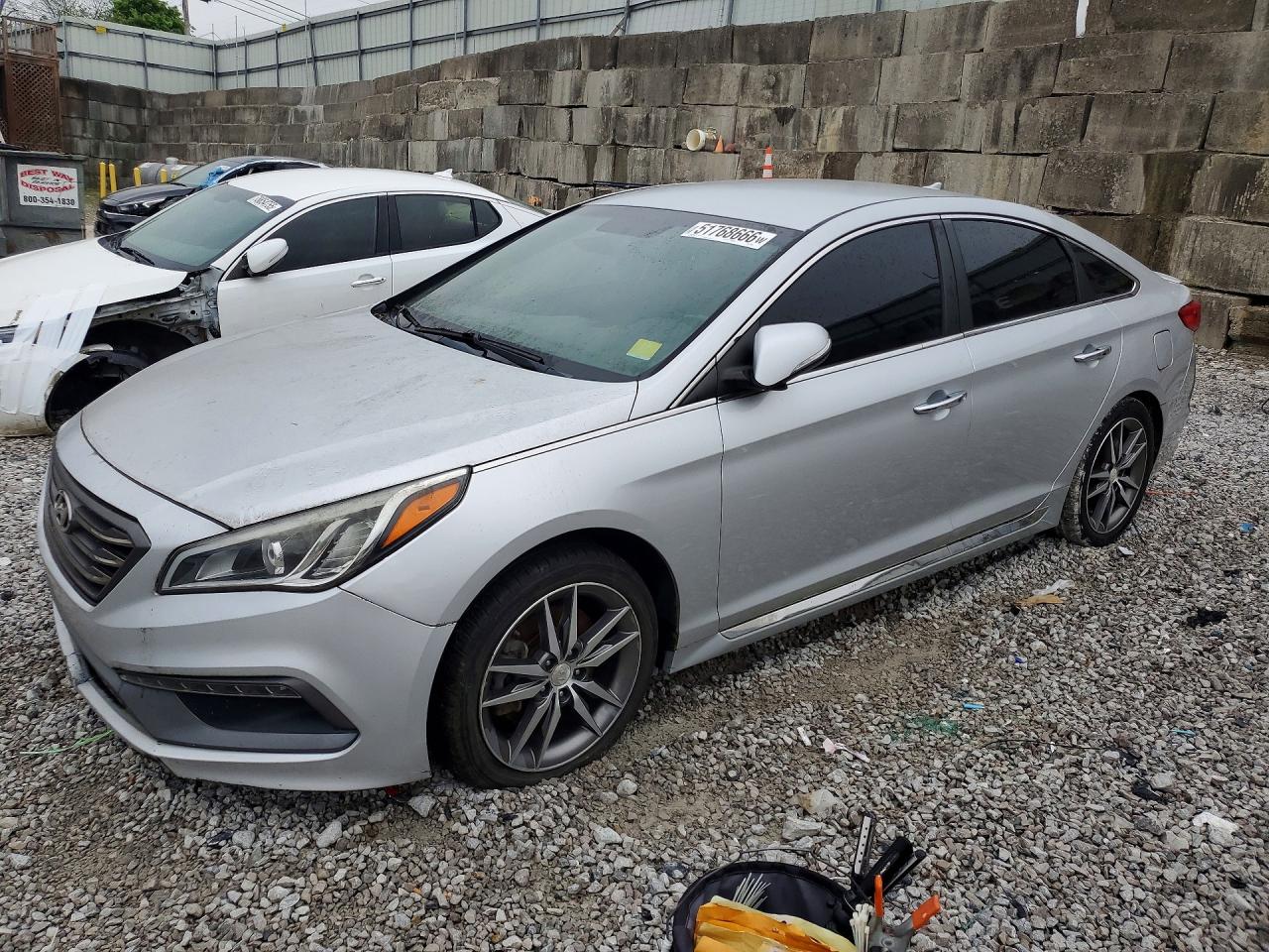 Salvage Hyundai SONATA Image