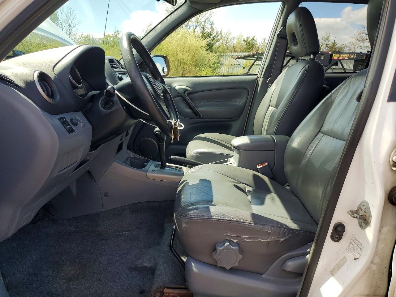 Toyota RAV4 Base