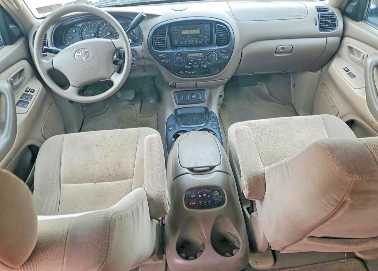 Toyota Sequoia Sr5