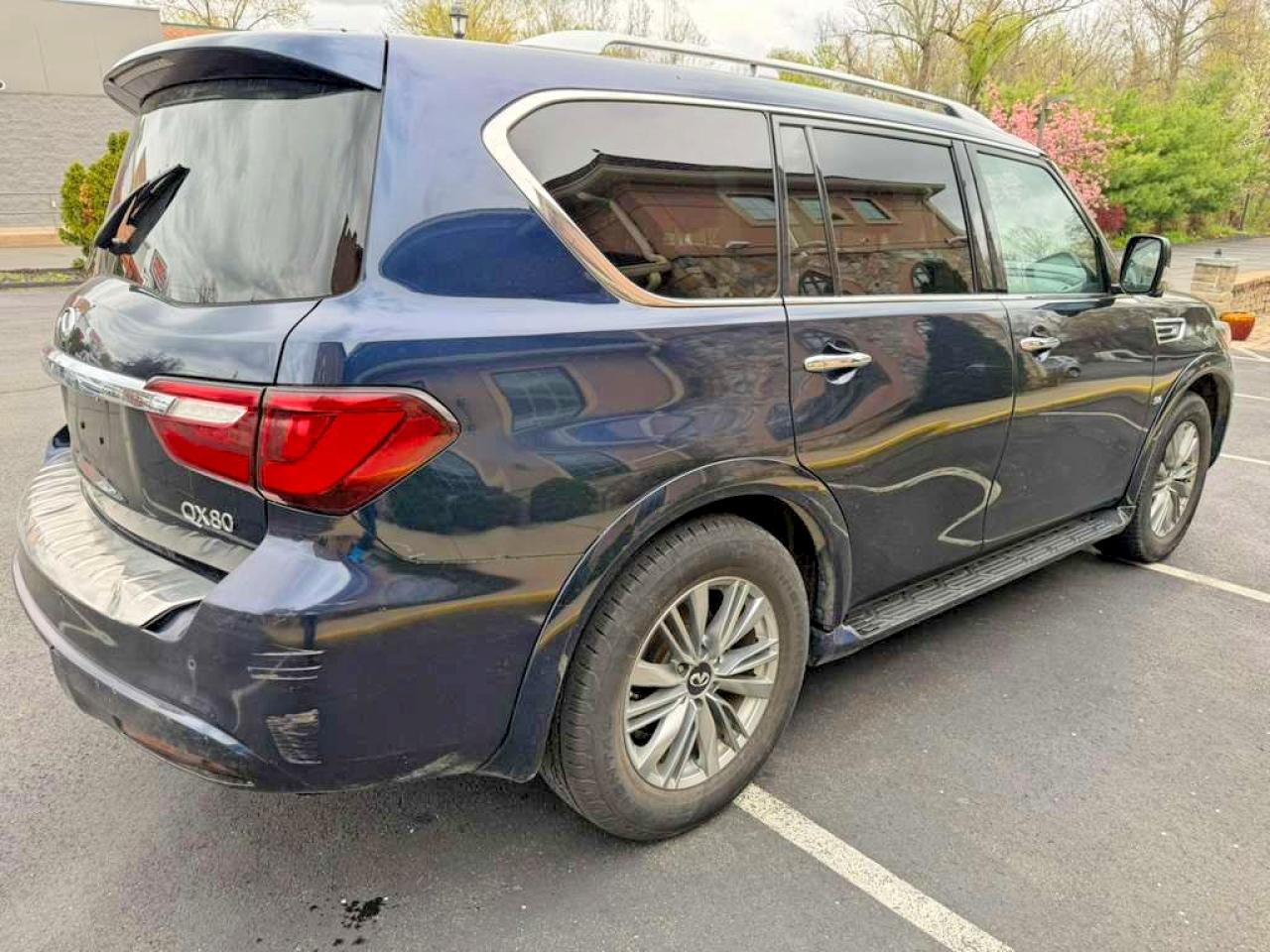 INFINITI Qx Luxe