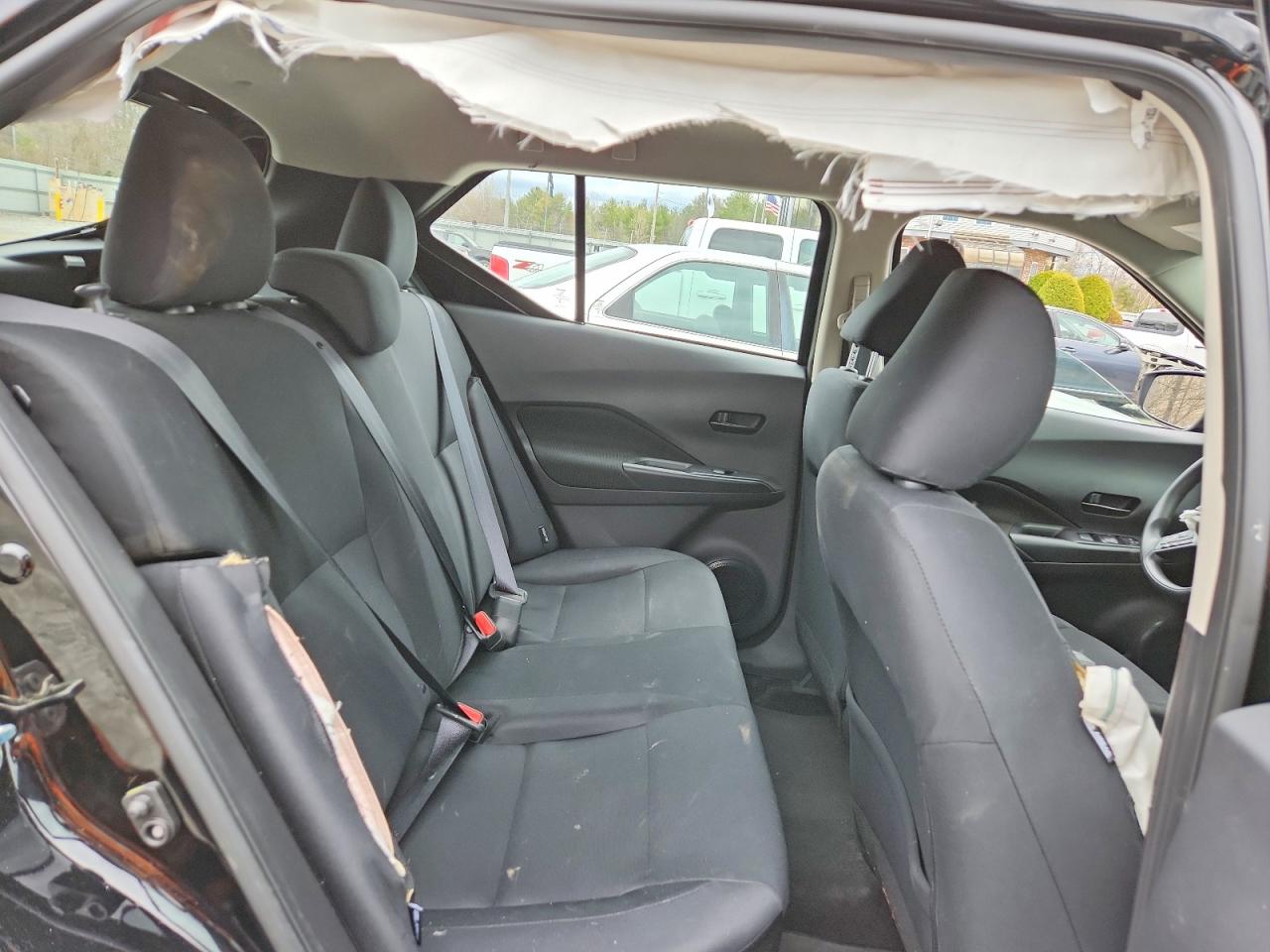 Nissan Kicks S
