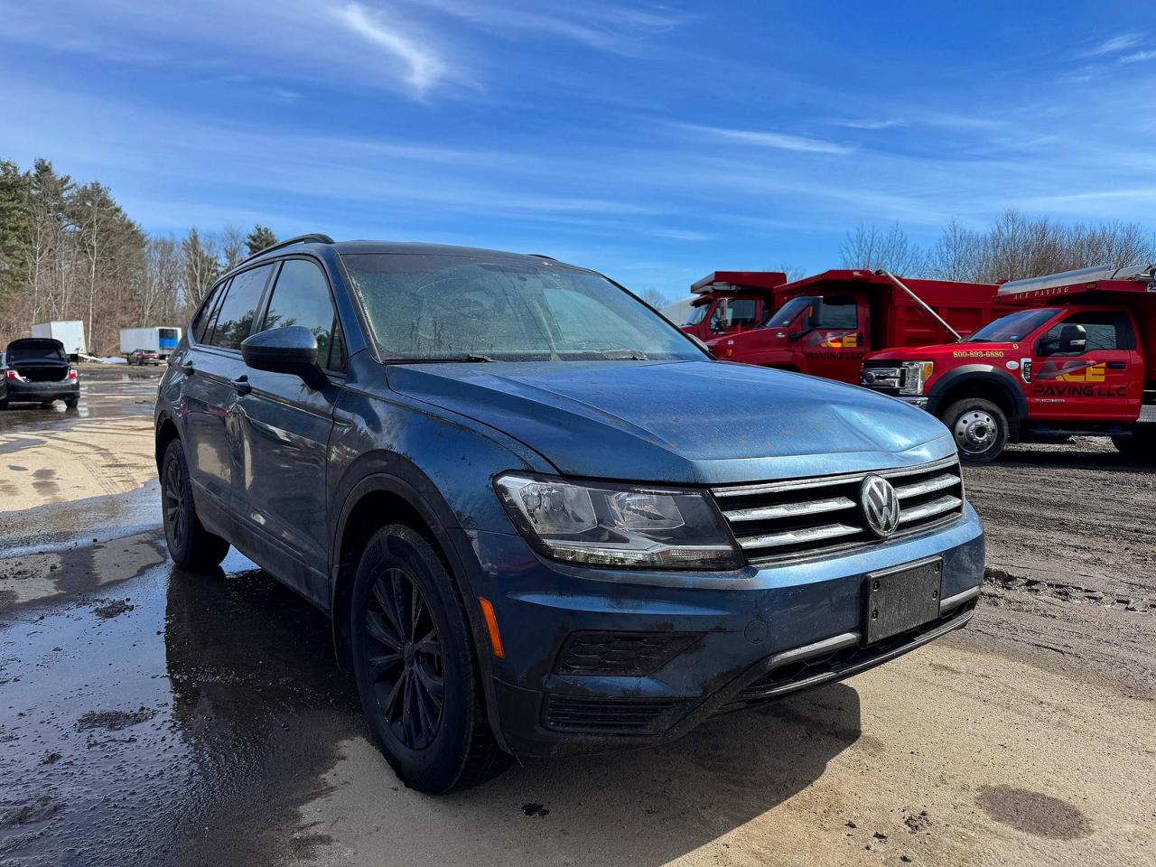 Salvage Volkswagen Tiguan Image