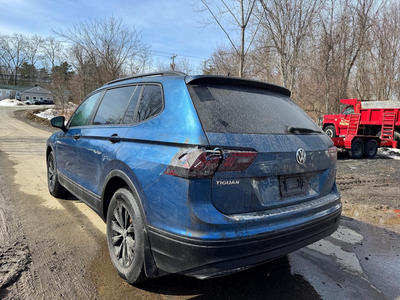 Volkswagen Tiguan S