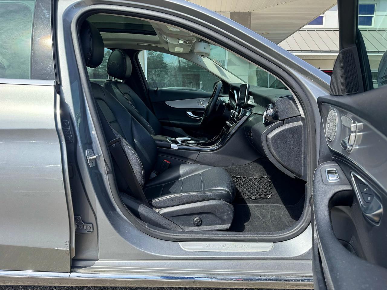Mercedes-Benz C-Class 300 4matic