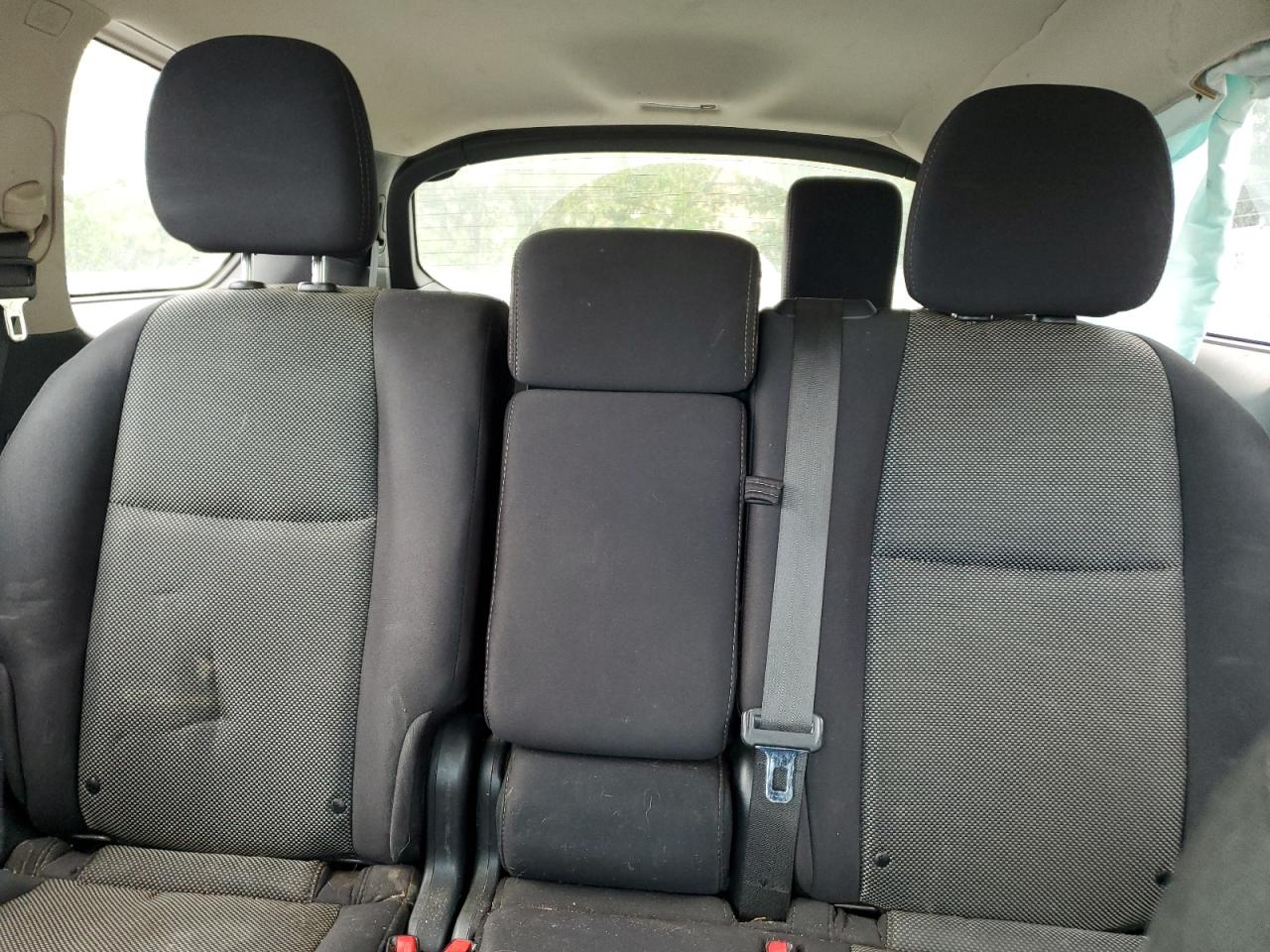 Nissan Pathfinder S