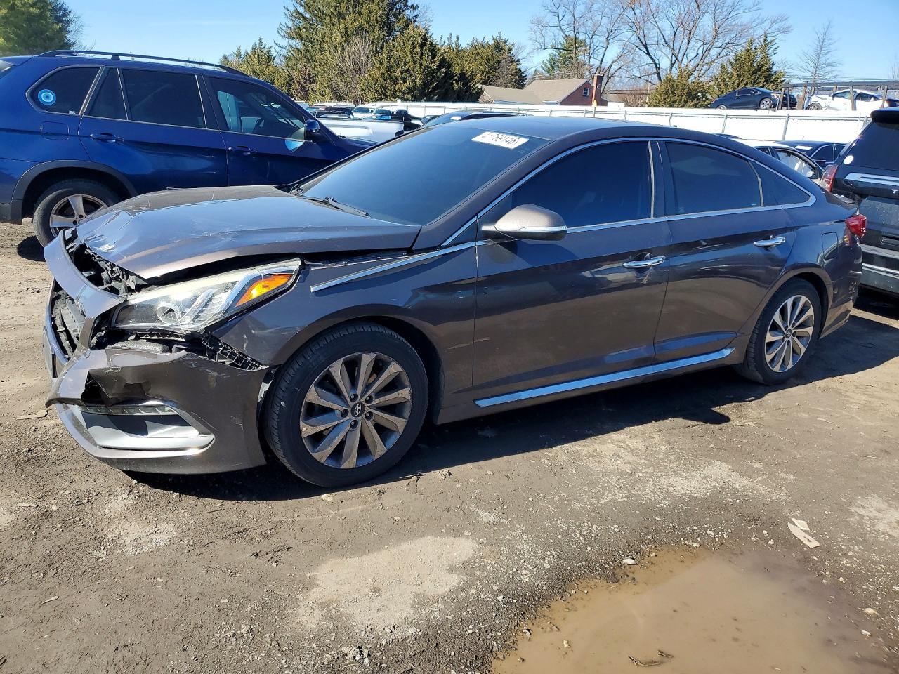 Salvage Hyundai SONATA Image