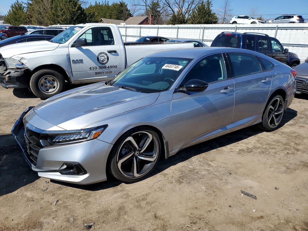Salvage Honda Accord Image