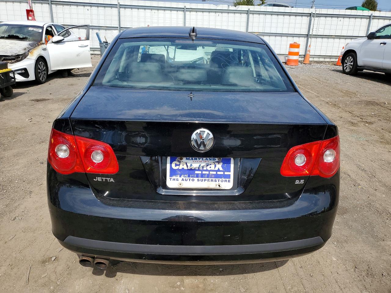 Volkswagen Jetta 2.5 Option Package 1