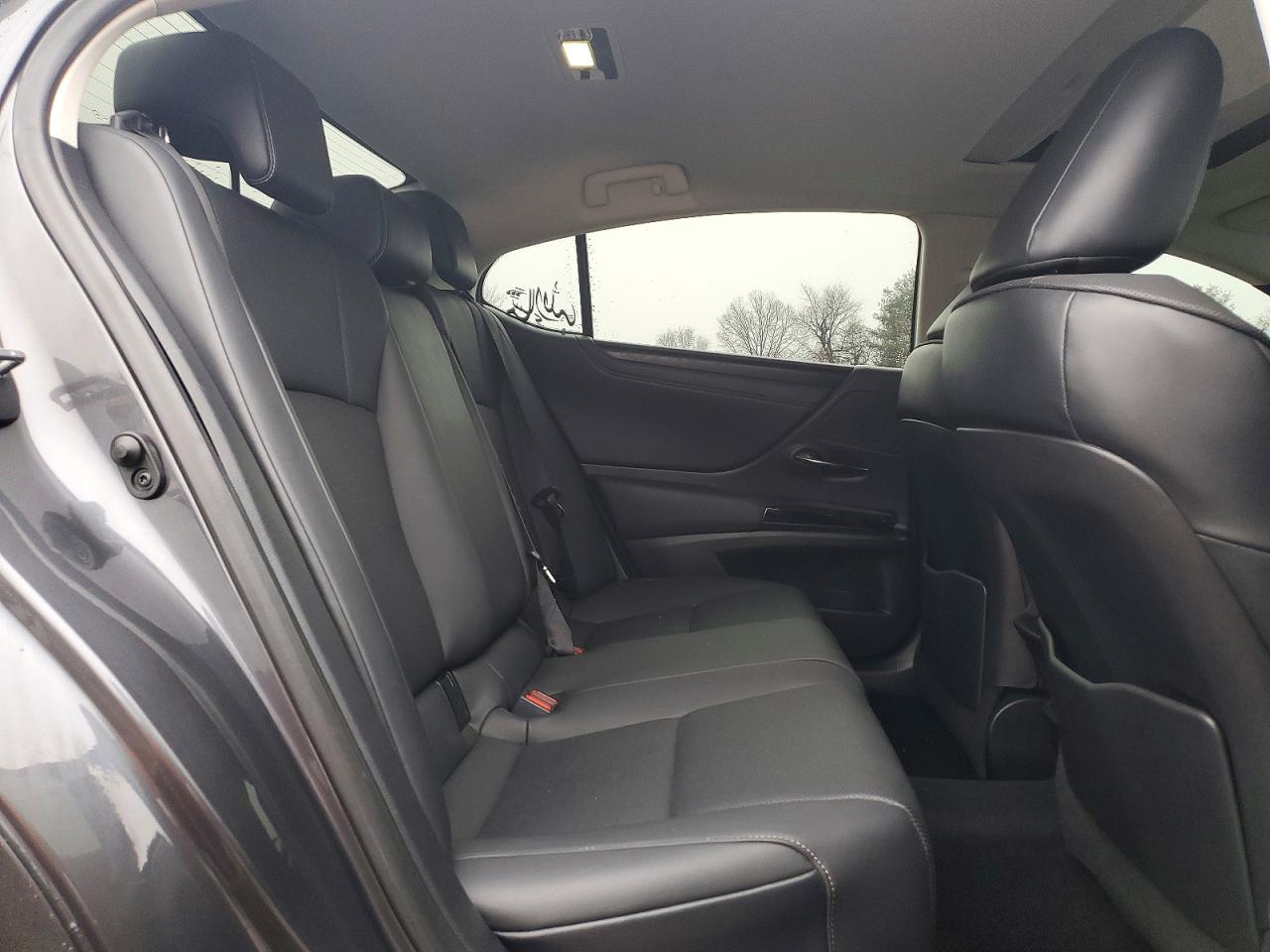 Lexus Es Base