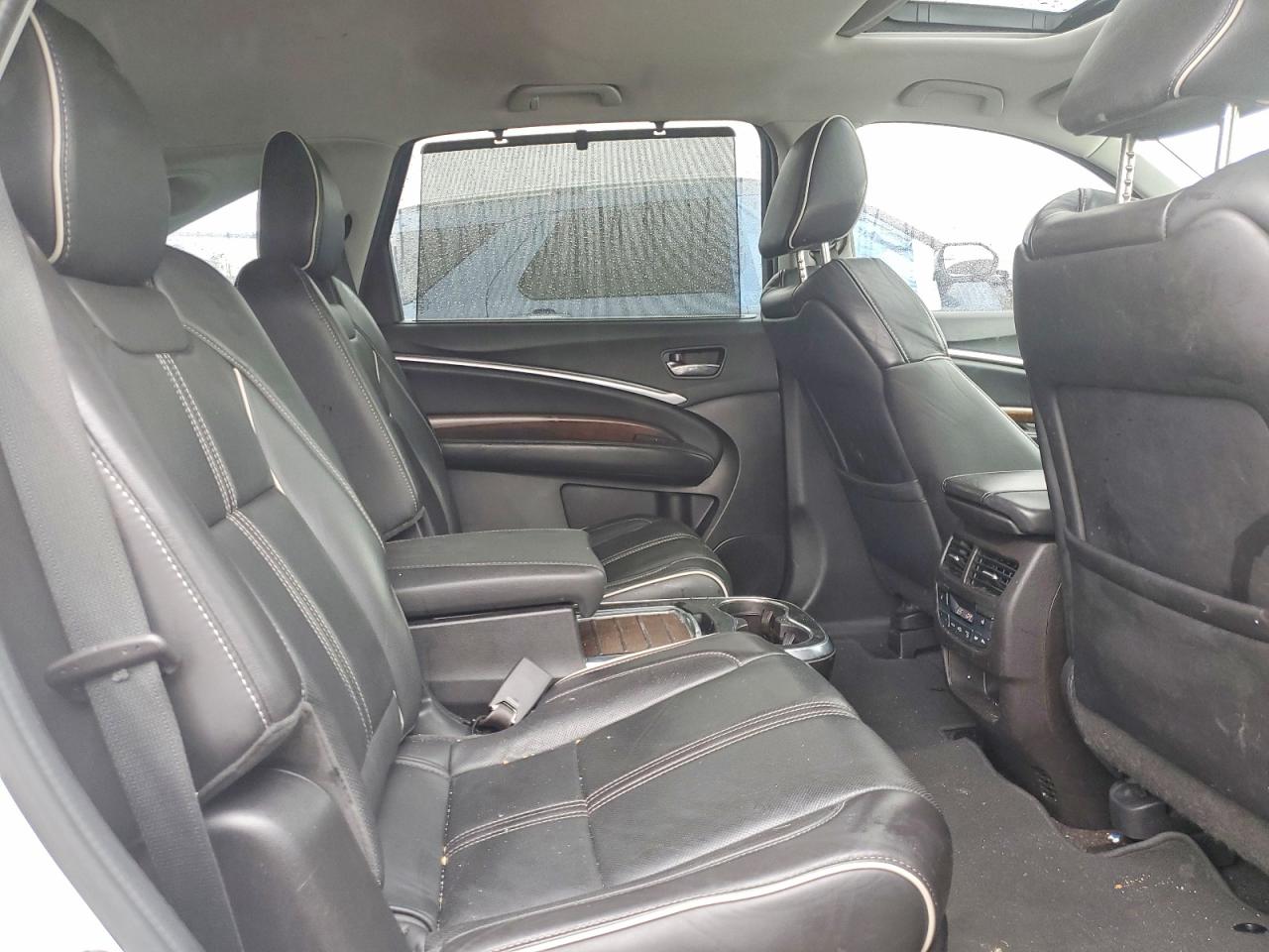 Acura MDX Advance