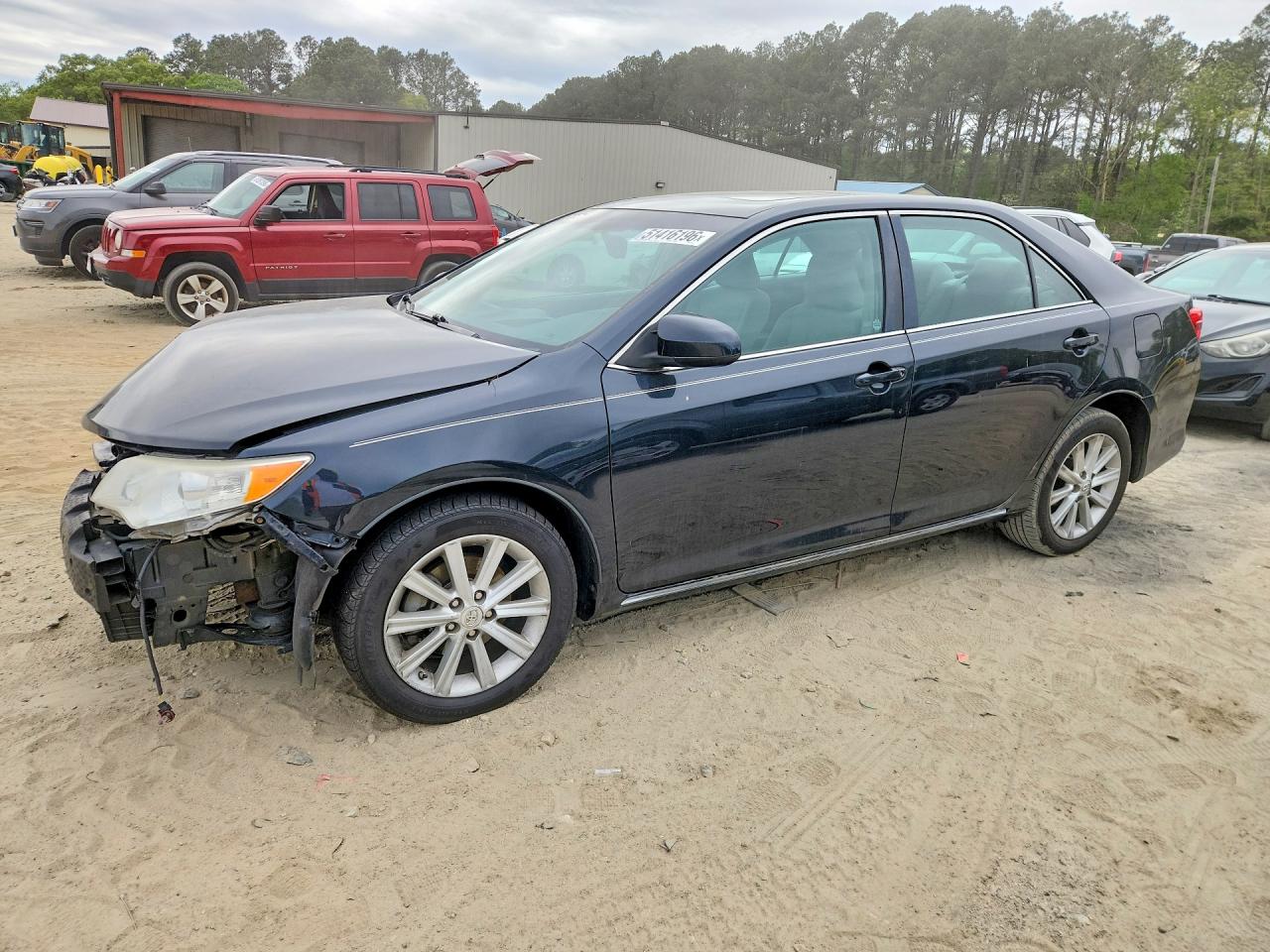Salvage Toyota Camry Image