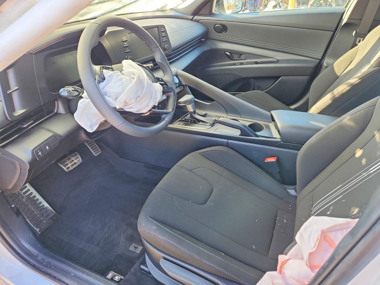 Hyundai ELANTRA Sel Sport