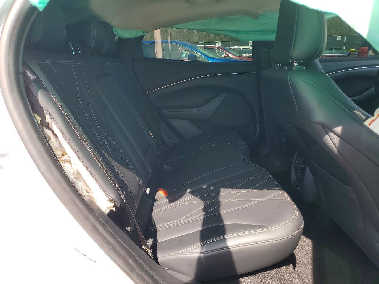 Ford Mustang Select