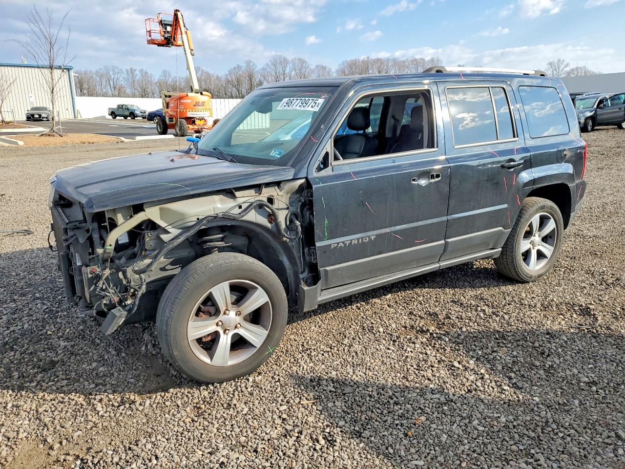 Salvage Jeep Patriot Image