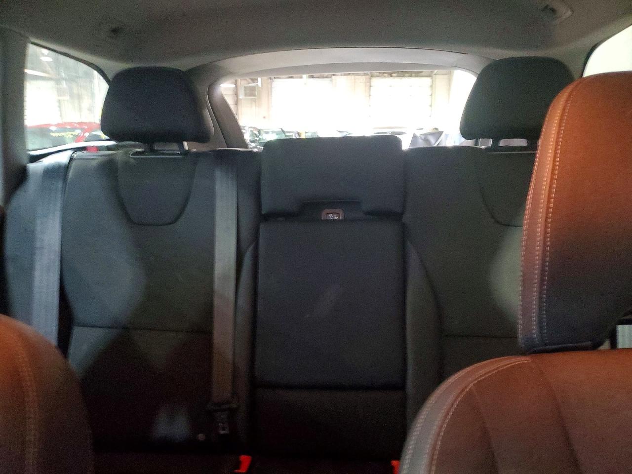 Volvo XC60 T5