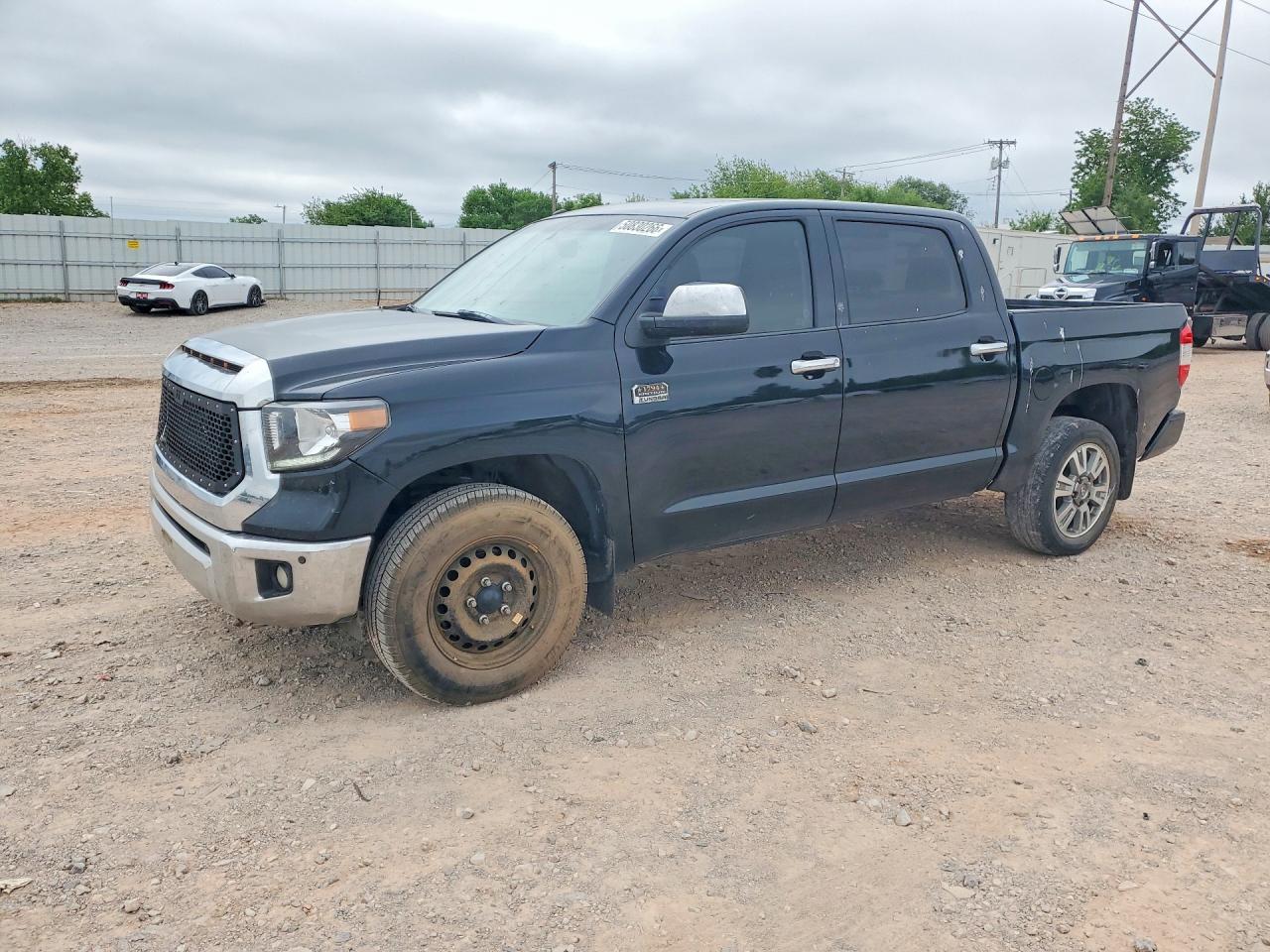 Salvage Toyota Tundra Image