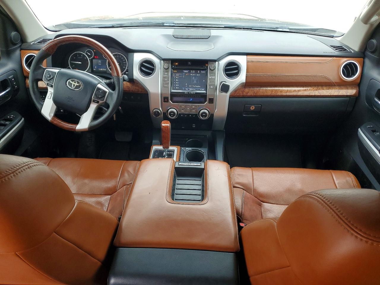 Toyota Tundra Crewmax Platinum