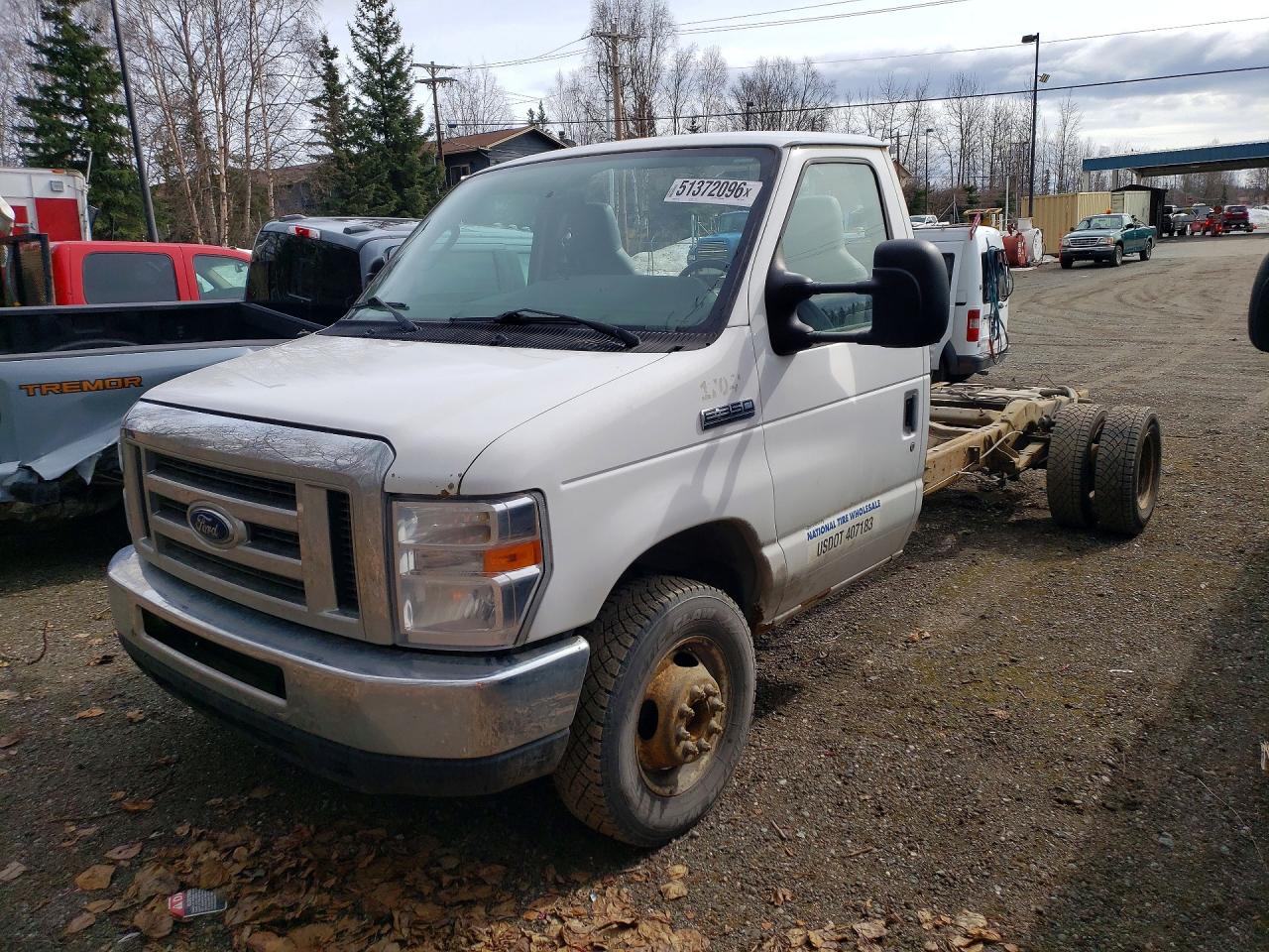 Salvage Ford Econoline Image