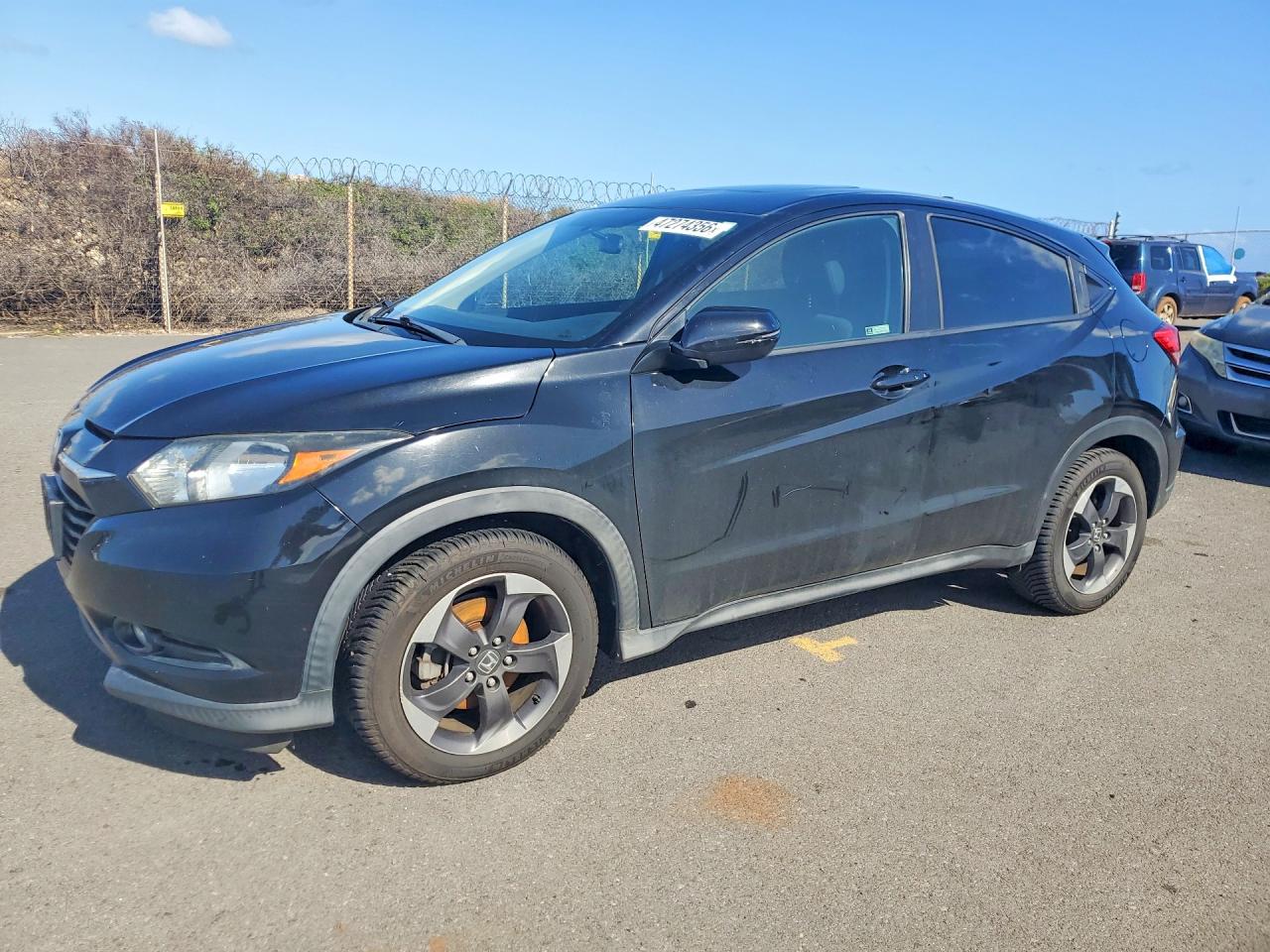 Salvage Honda HR-V Image