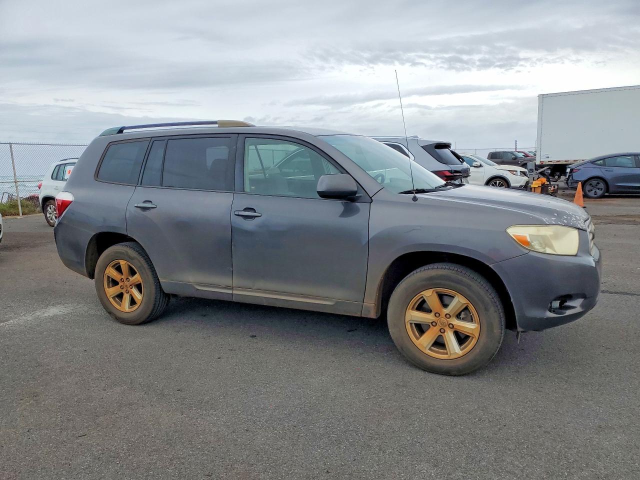 Toyota Highlander Base