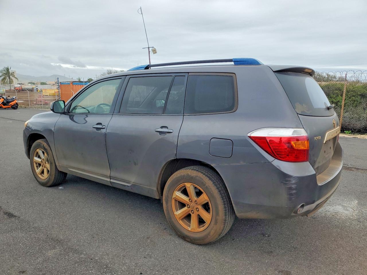 Toyota Highlander Base