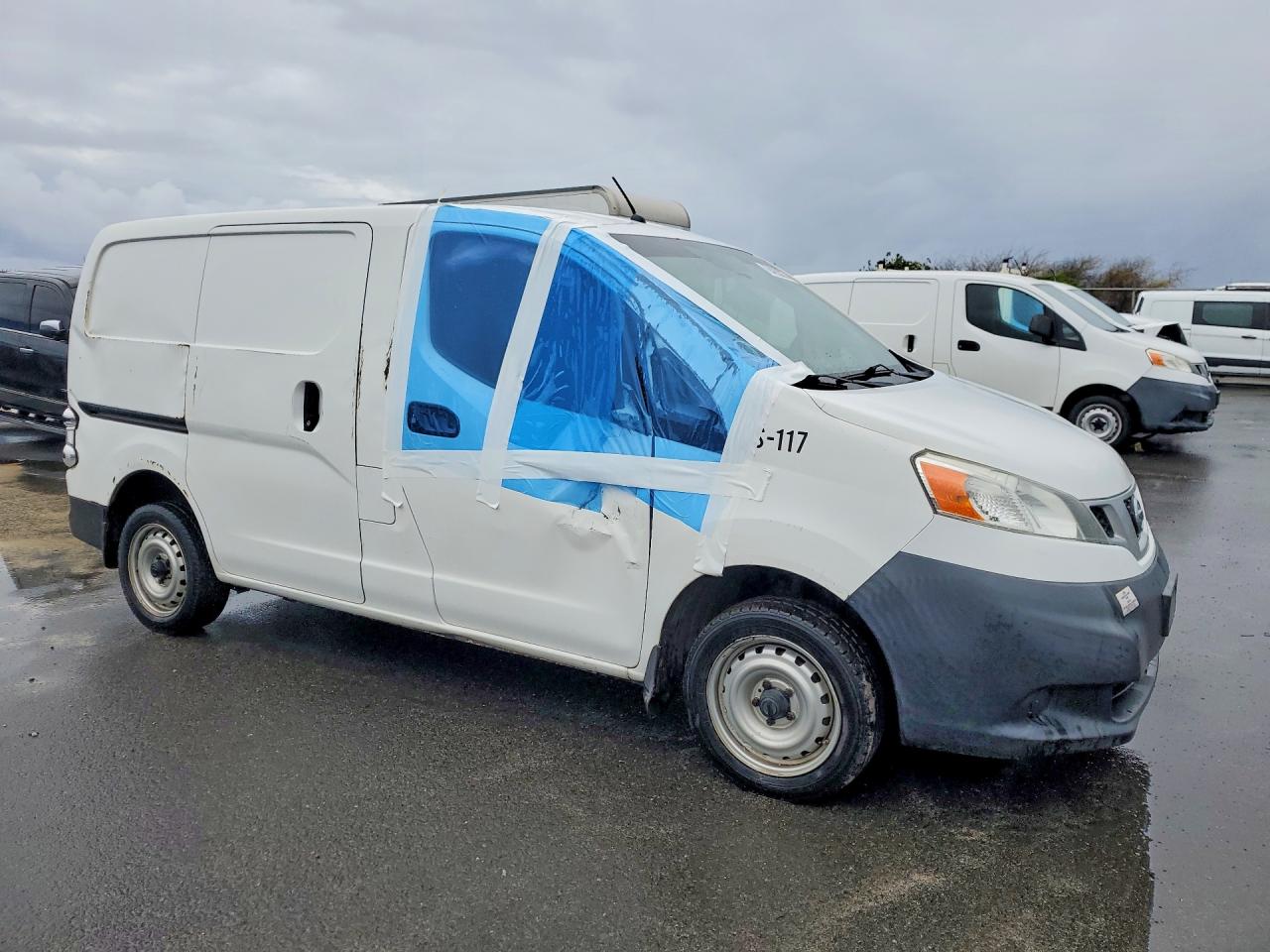 Nissan Nv