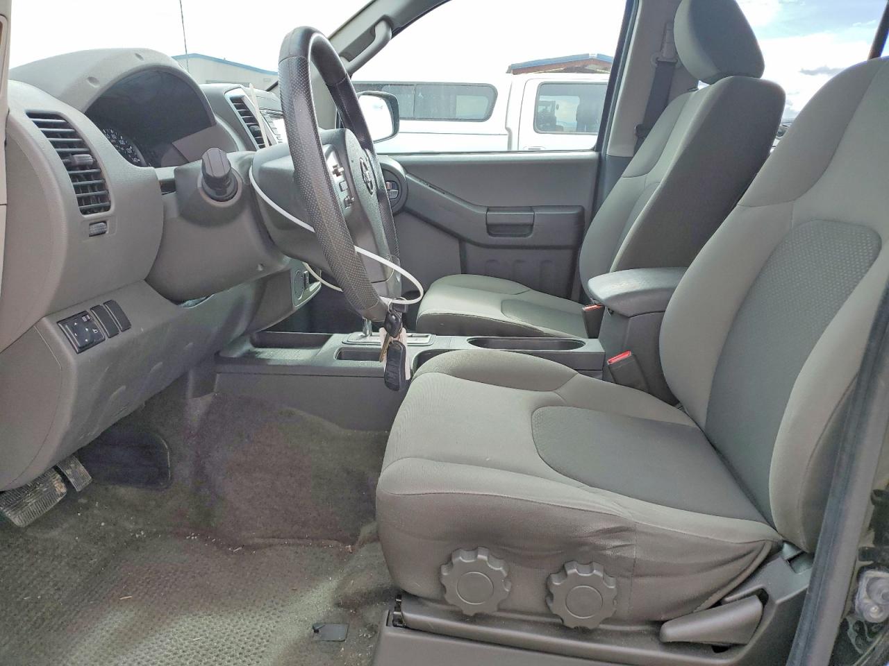 Nissan Xterra S
