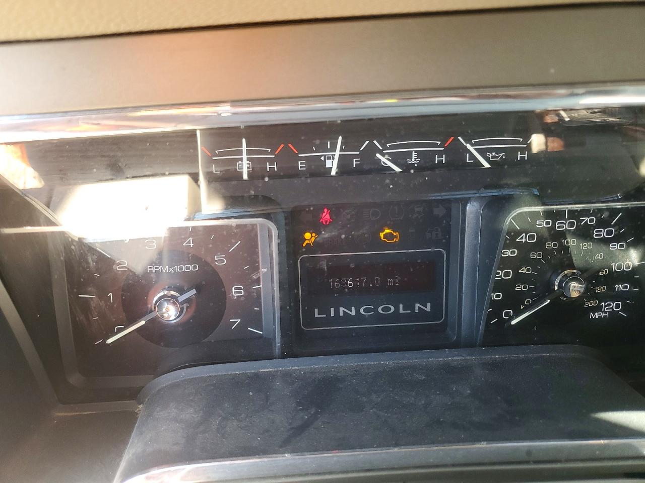 Lincoln Navigator