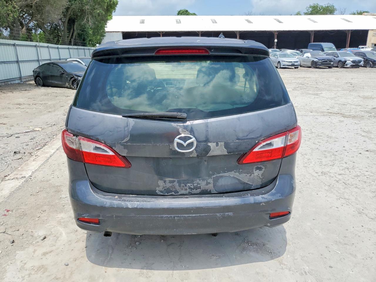 Mazda 5