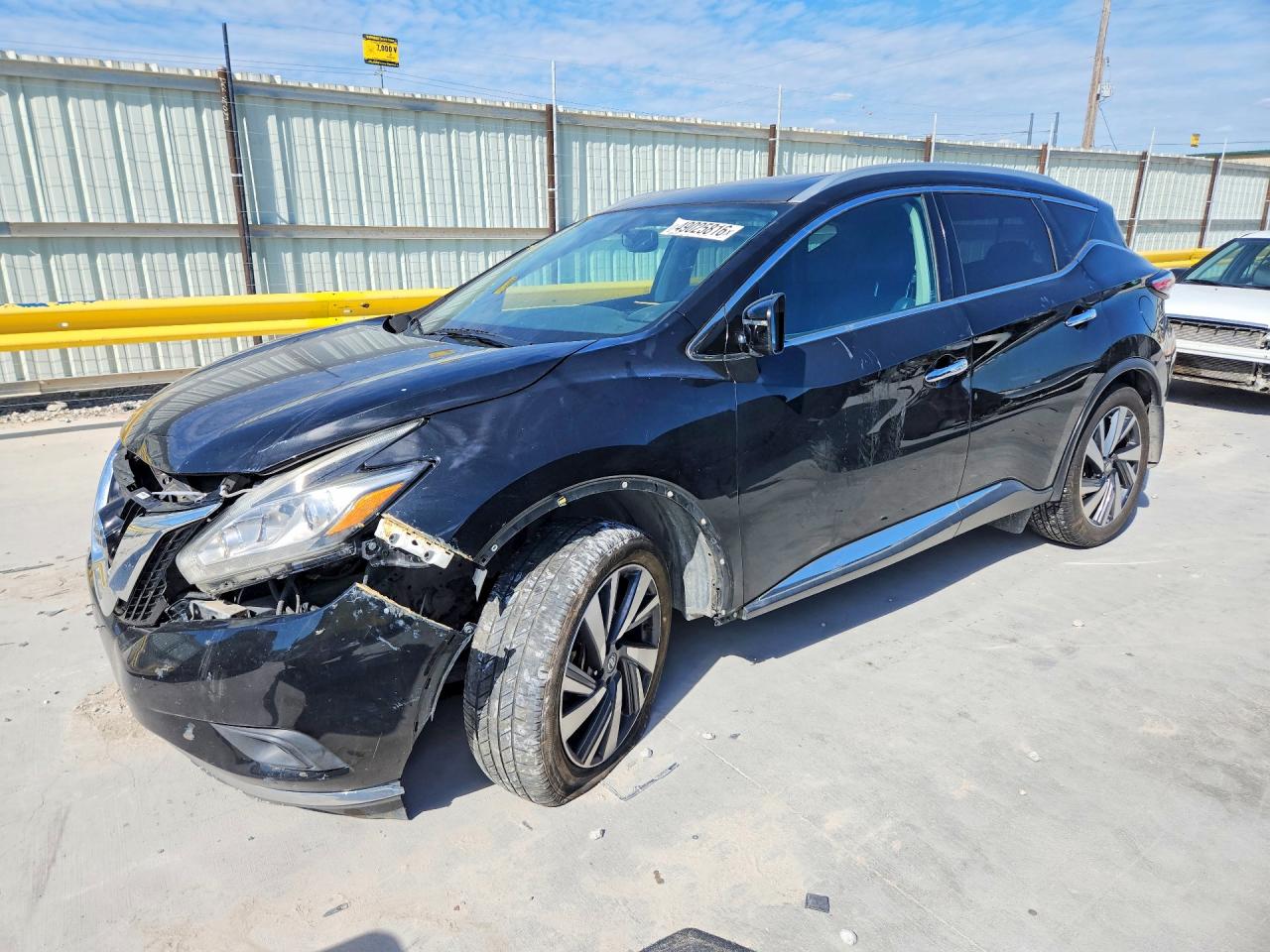 Salvage Nissan Murano Image
