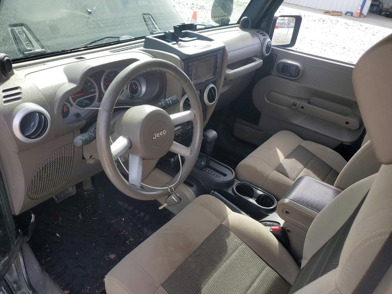 Jeep Wrangler Sahara