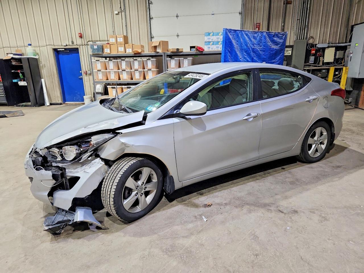 Salvage Hyundai ELANTRA Image