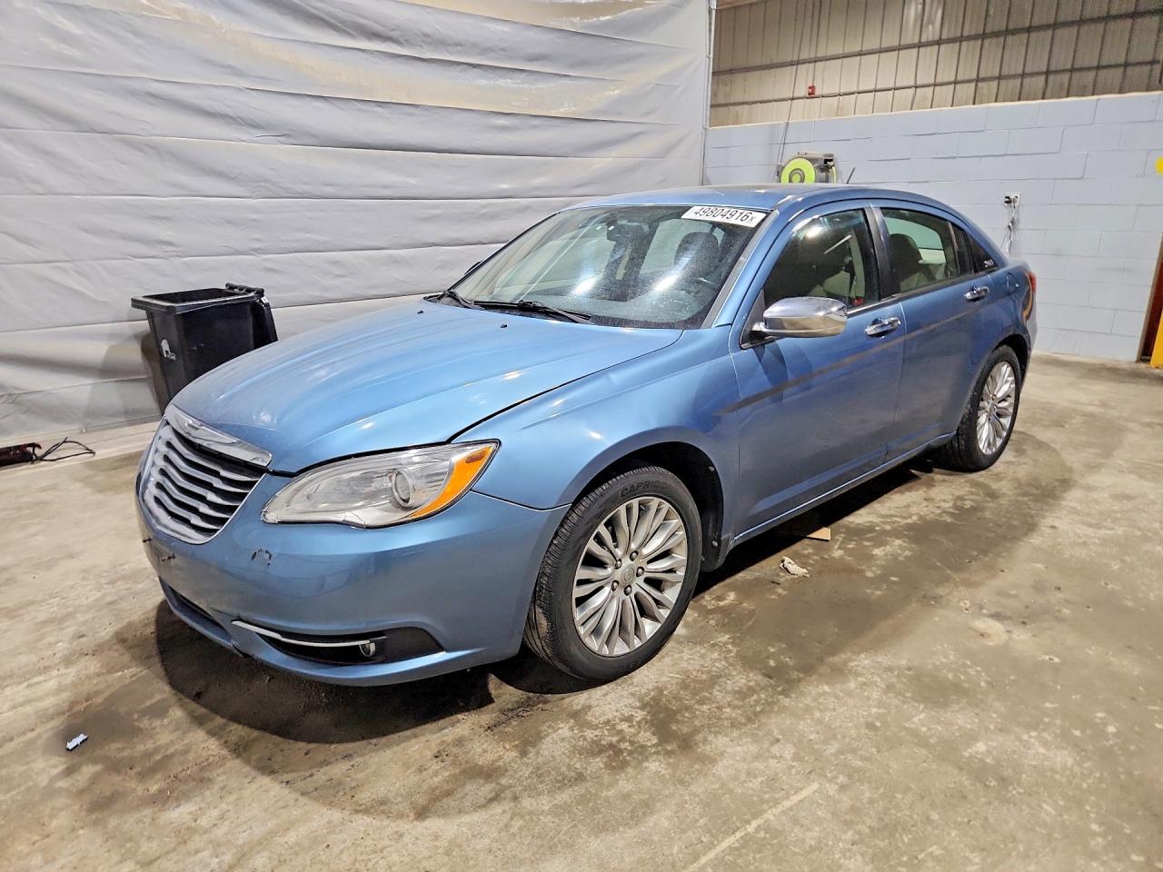 Salvage Chrysler 200 Image