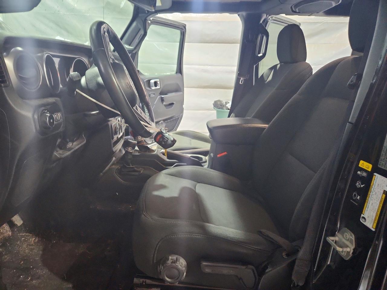Jeep Wrangler Sport