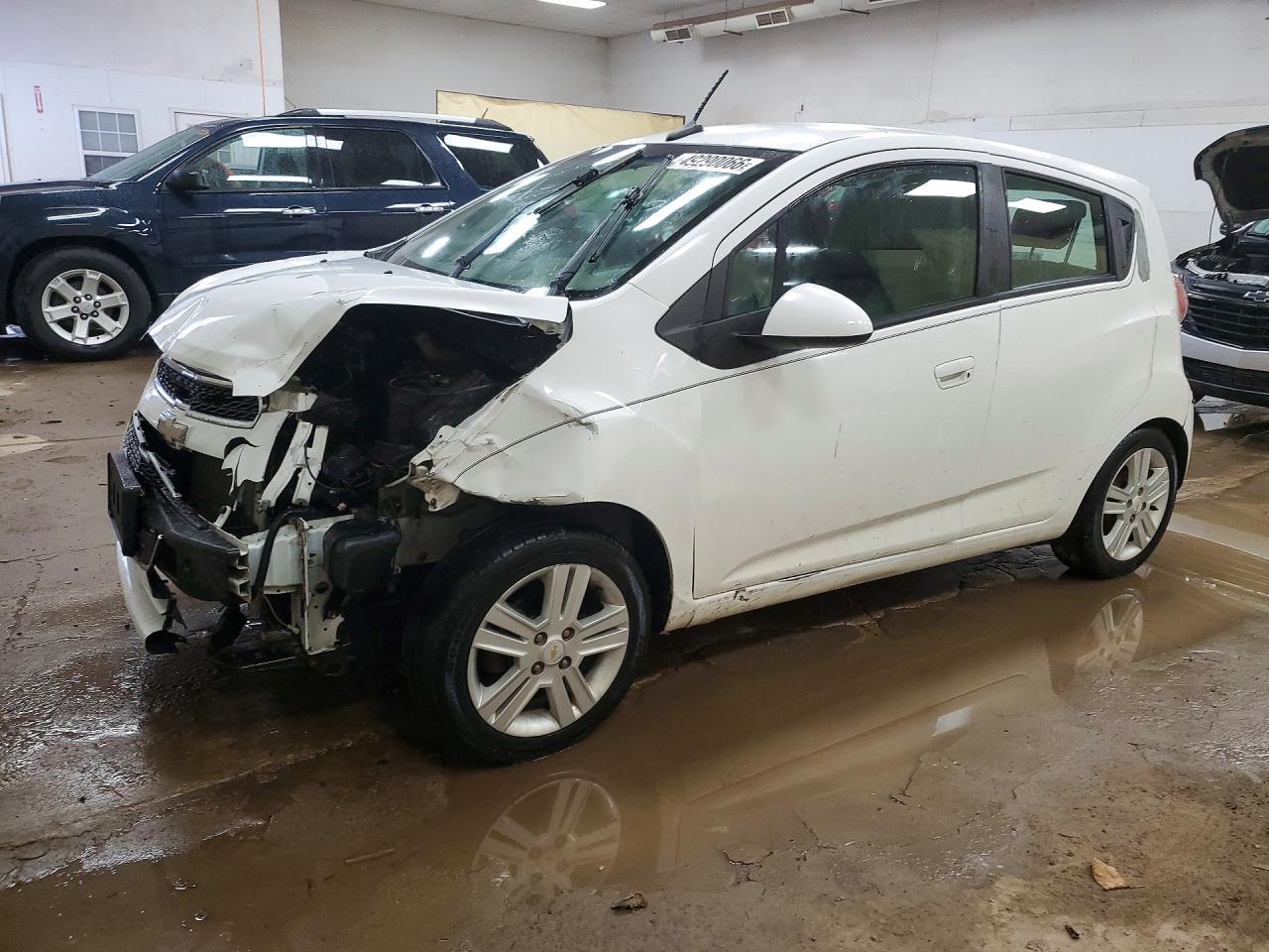 Salvage Chevrolet Spark Image