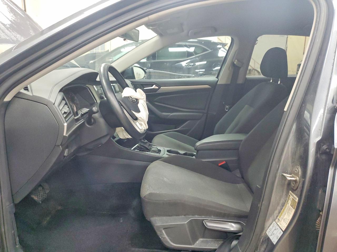 Volkswagen Jetta S