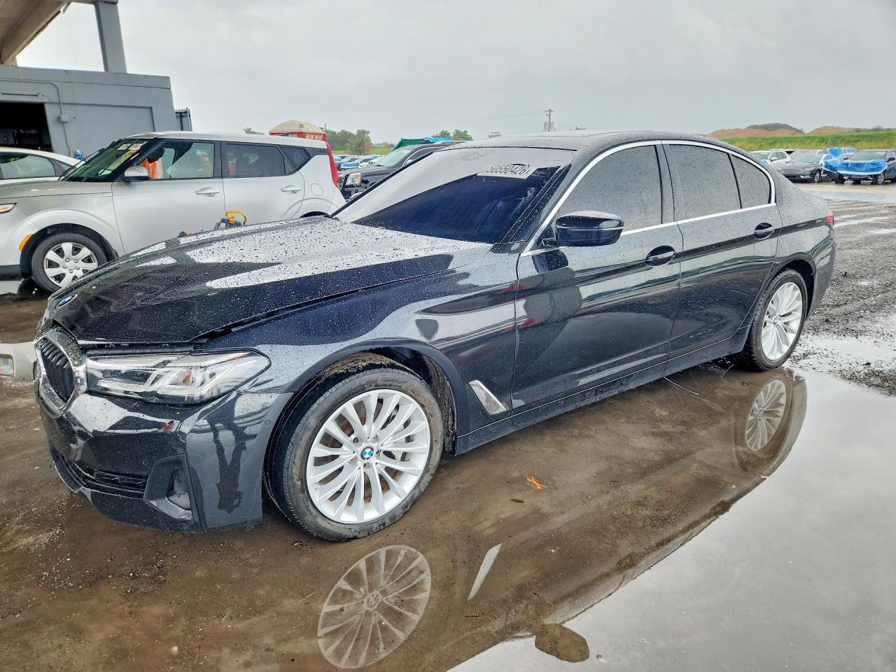 Salvage BMW 5 Series Image