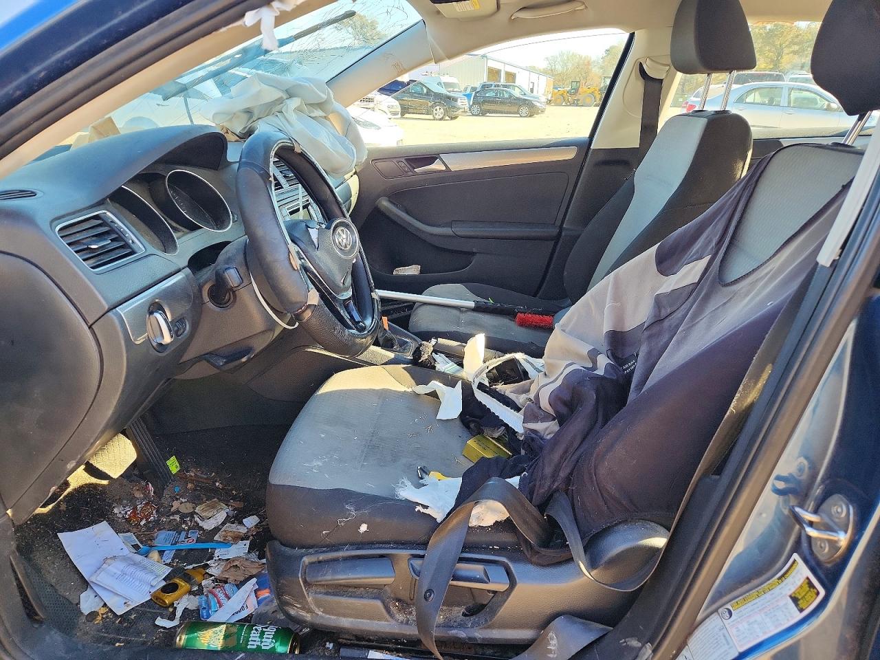 Volkswagen Jetta S