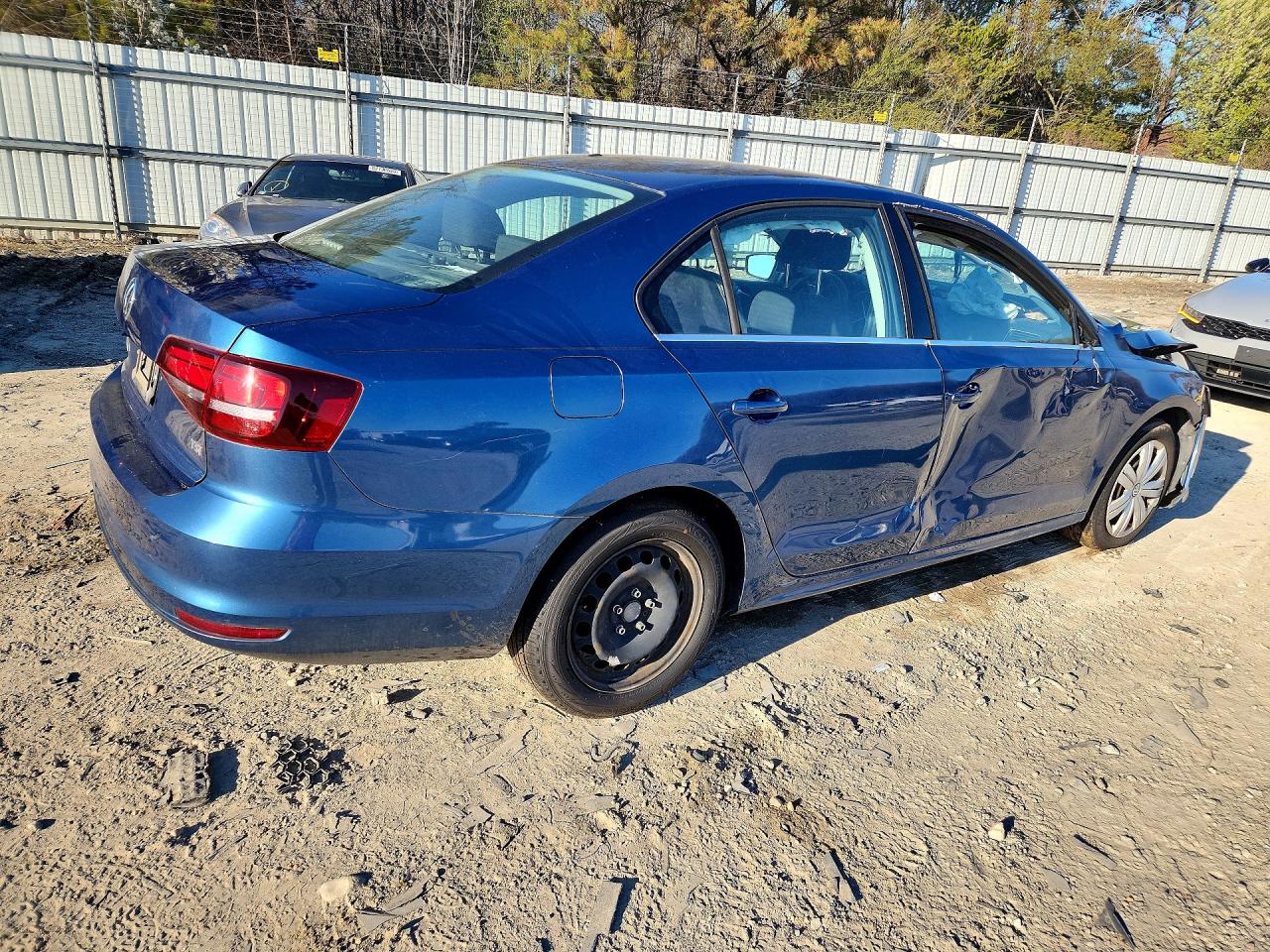 Volkswagen Jetta S