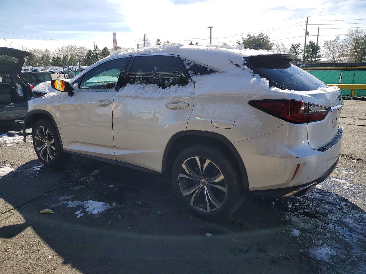 Lexus RX Base