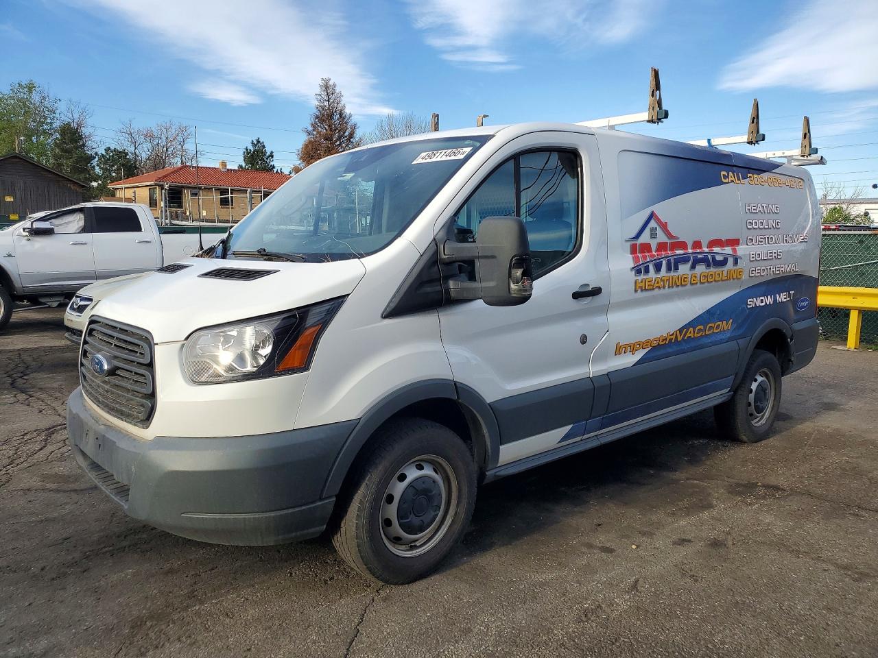 Salvage Ford Transit Image