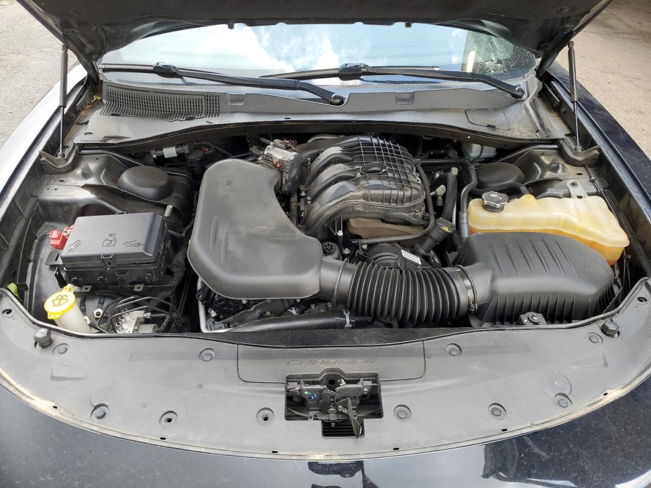 Dodge Charger Se