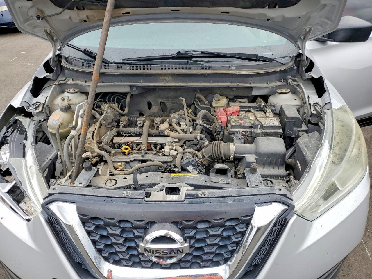 Nissan Kicks S