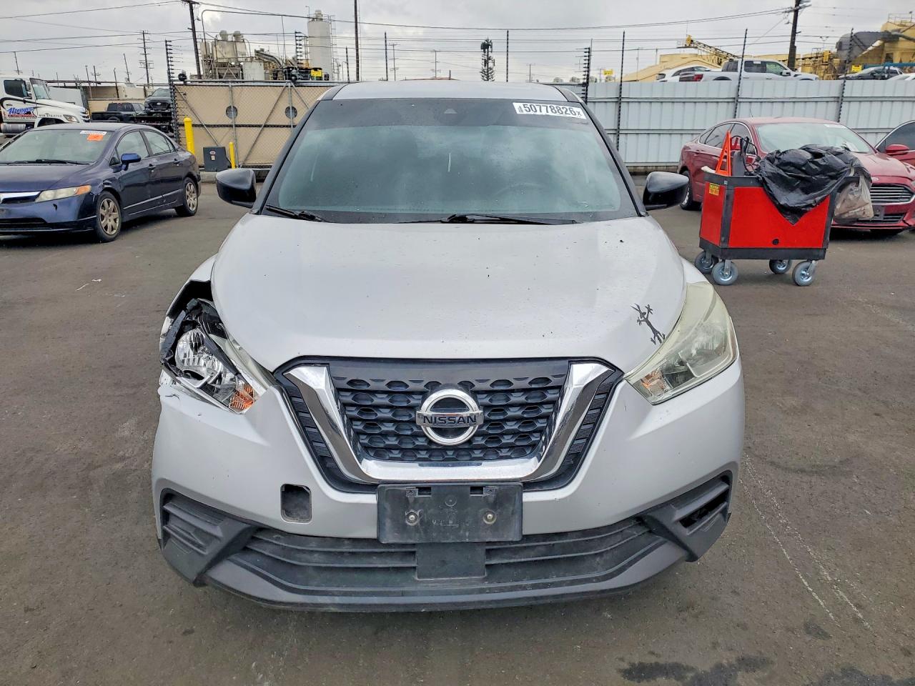 Nissan Kicks S