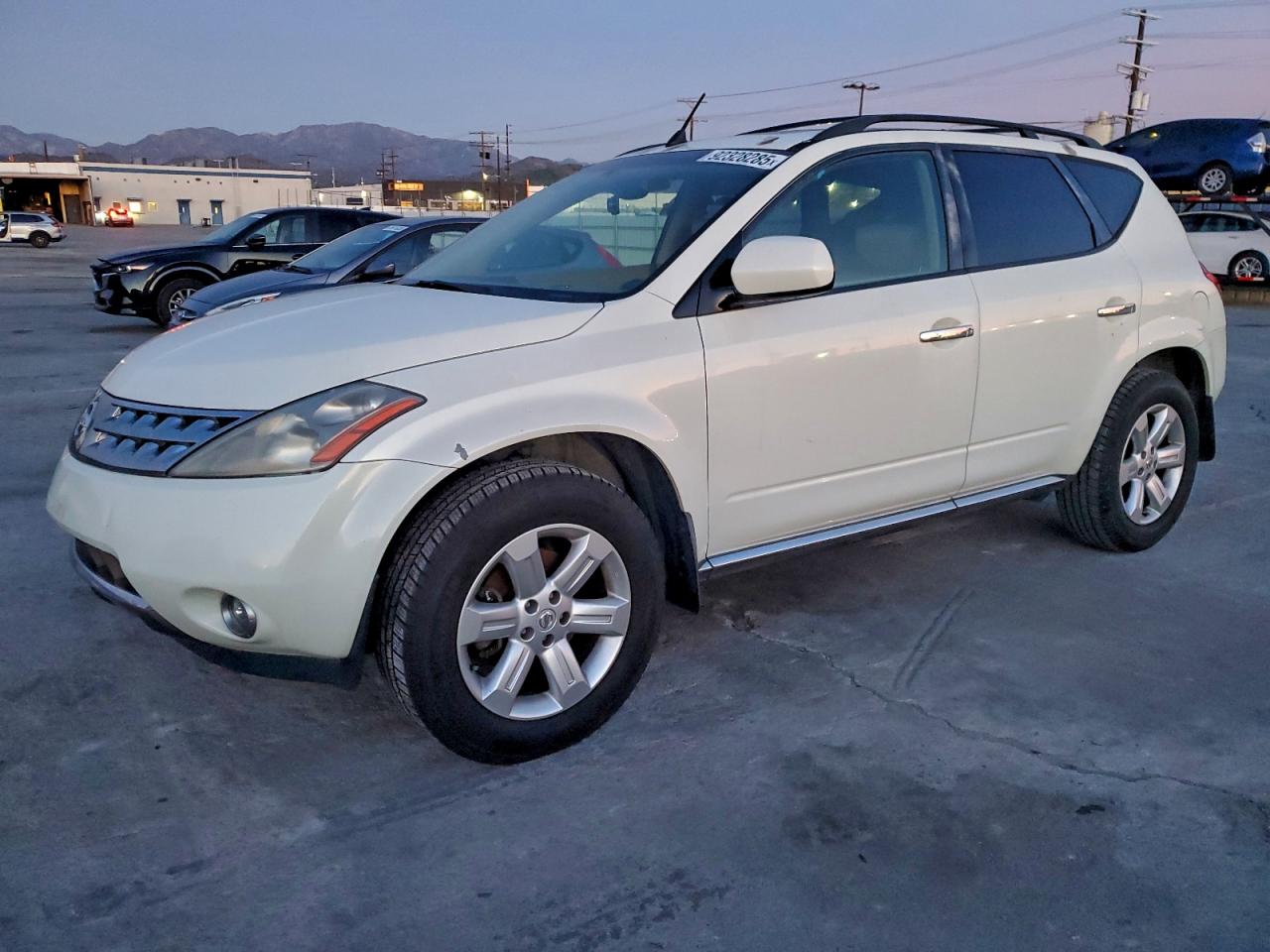 Salvage Nissan Murano Image