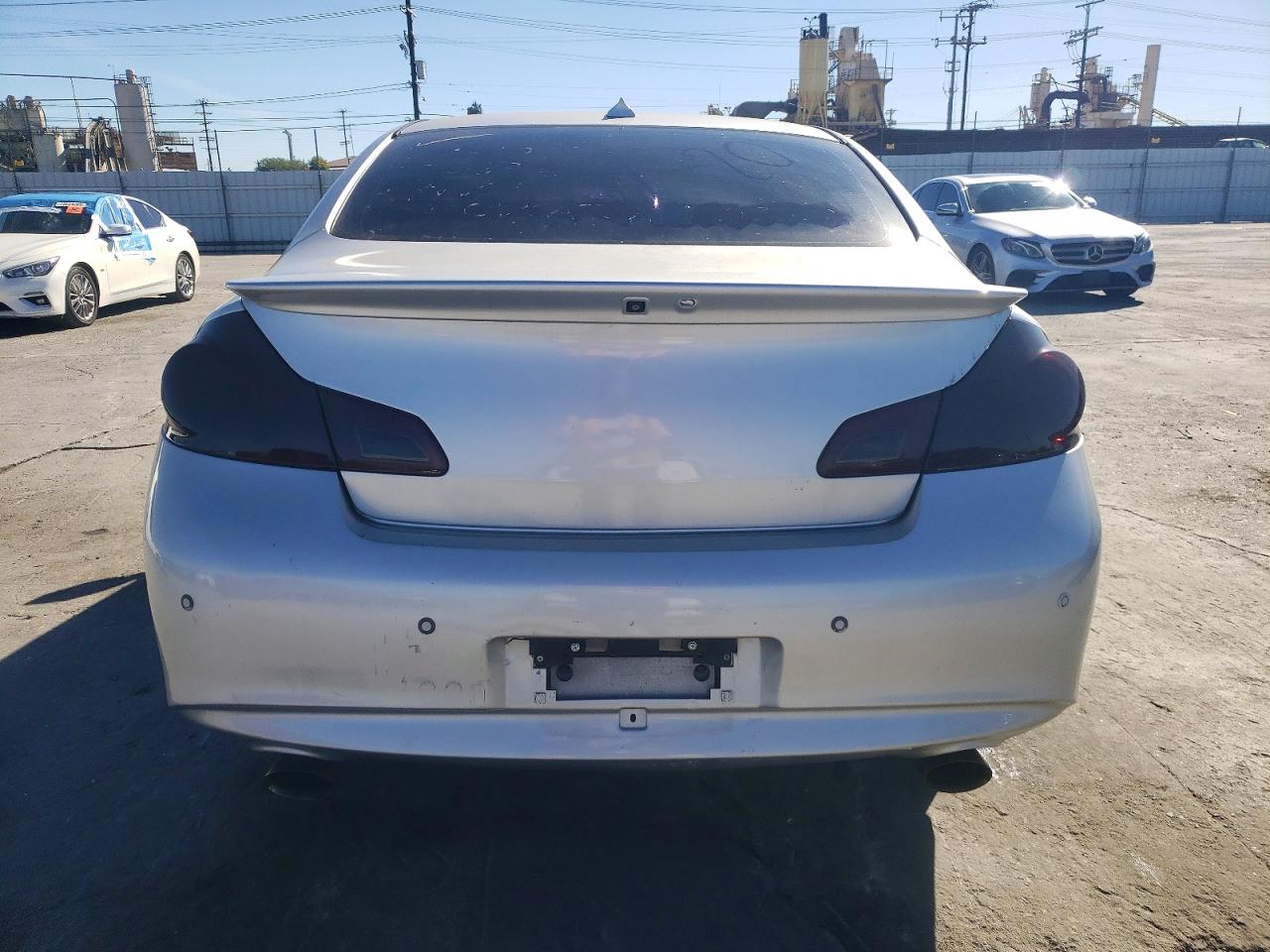 INFINITI G37 Base