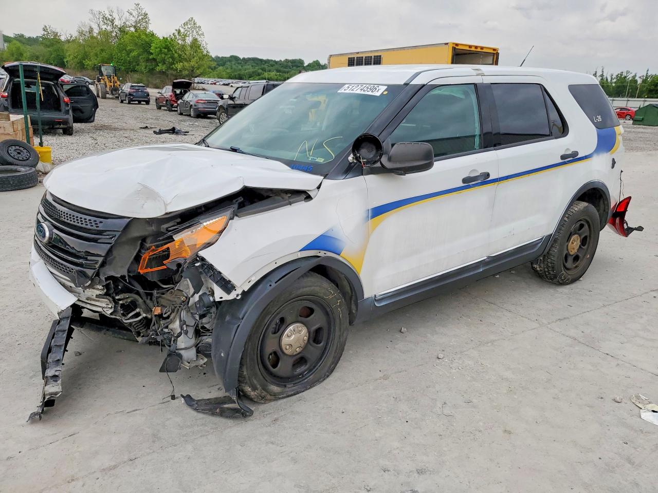 Salvage Ford Explorer Image