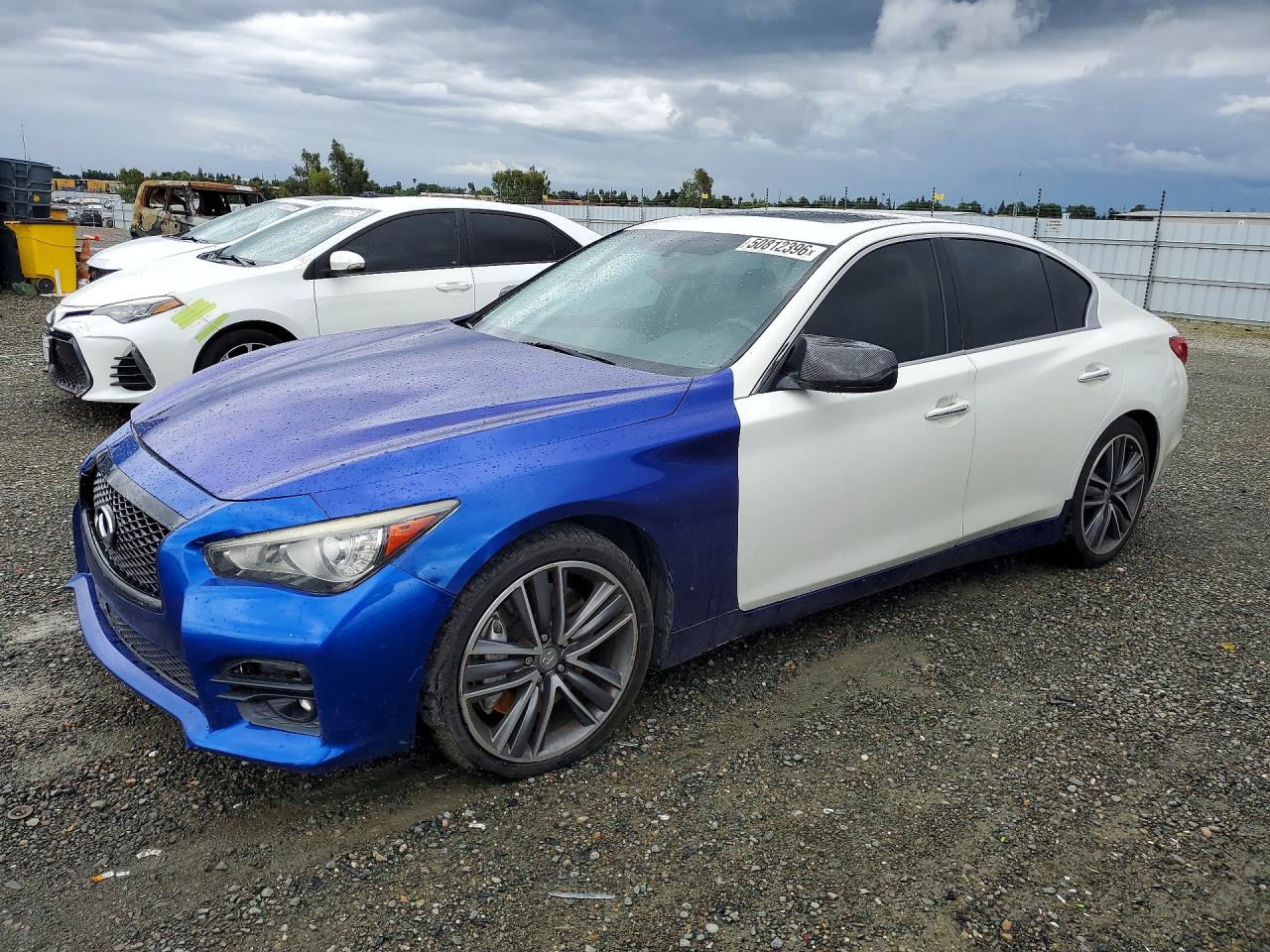 Salvage INFINITI Q50 Image