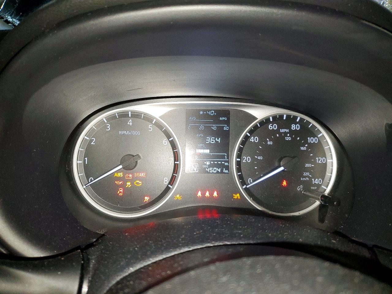 Nissan Kicks S