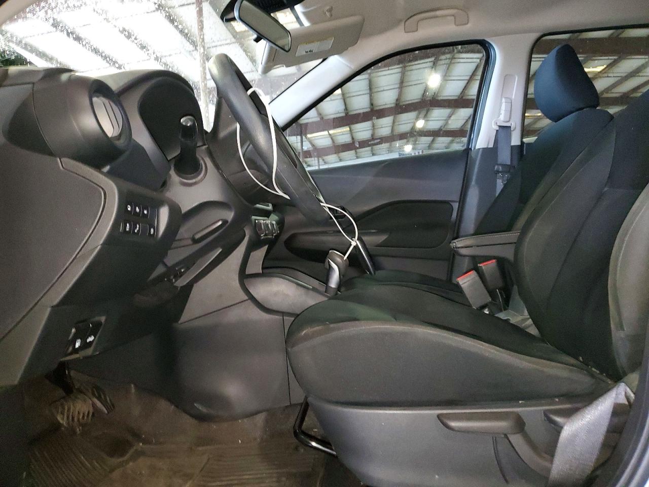 Nissan Kicks S
